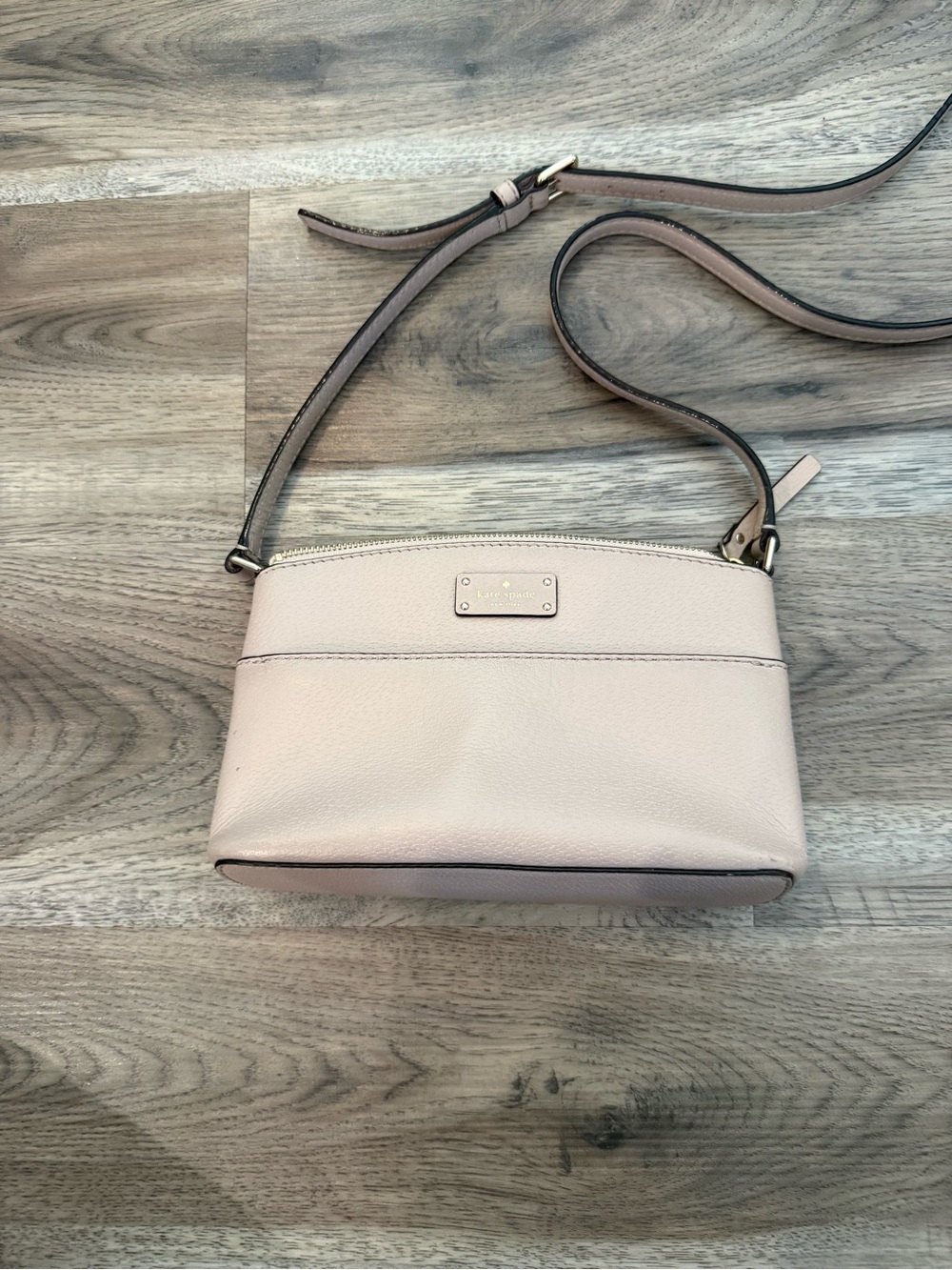 kate spade light pink pebble leather crossbody